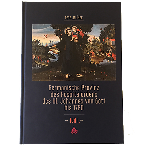 Petr Jelínek überreichte Provinzial Saji Mullankuzhy den ersten Band seines umfassenden Buchprojekts über die Geschichte der Barmherzigen Brüder in Mitteleuropa.