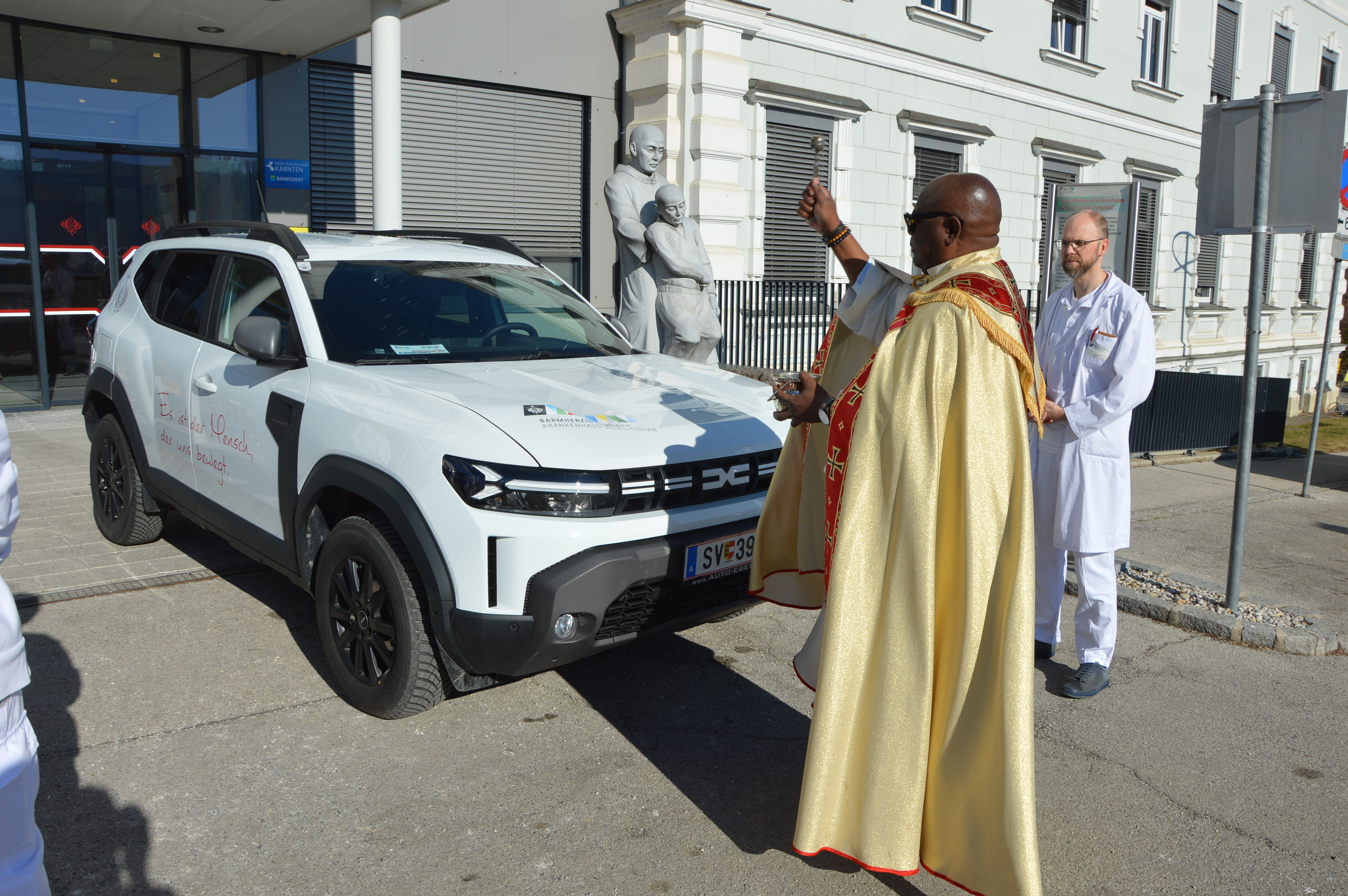 Fahrzeugsegnung Mobiles Palliativauto