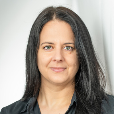 Dr. Jennifer Konstantiniuk