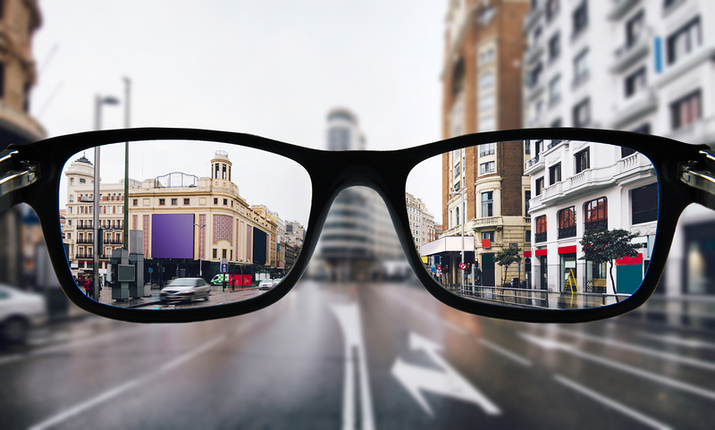 The city center of Madrid as seen from some myopia glasses.